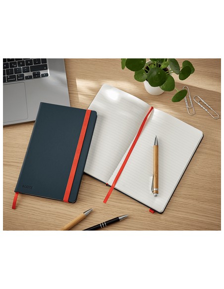 44810089 cuaderno y block A5 80 hojas Negro