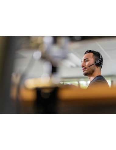 Auriculares USB-C Voyager 4320 + adaptador BT700