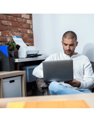 ADS-4100 escaner Escáner con alimentador automático de documentos (ADF) 600 x 600 DPI A4 Negro, Blanco