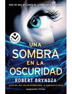 UNA SOMBRA EN LA OSCURIDAD