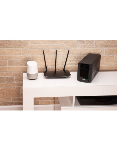 BX1200MI-FR sistema de alimentación ininterrumpida (UPS) Línea interactiva 1,2 kVA 650 W 4 salidas AC