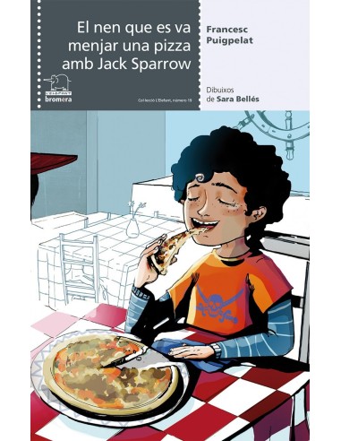 EL NEN QUE ES VA MENJAR UNA PIZZA AMB JACK SPAROW