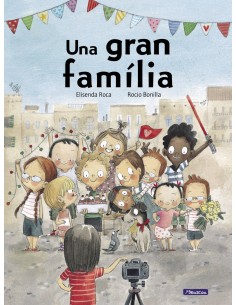 UNA GRAN FAMiLIA