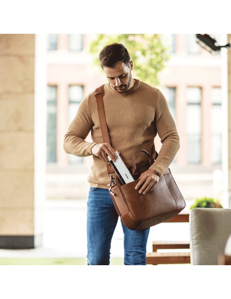 DS-740D escaner Escáner alimentado con hojas 600 x 600 DPI A4 Negro, Blanco