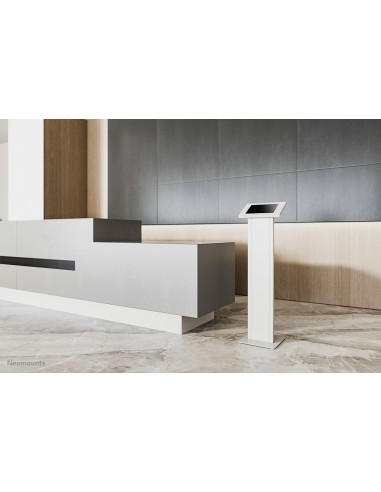 Soporte de suelo para tableta