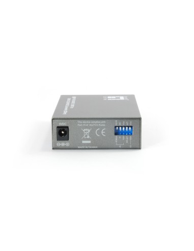 Convertidor SC SMF 10/100BASE-TX a 100BASE-FX PoE PD