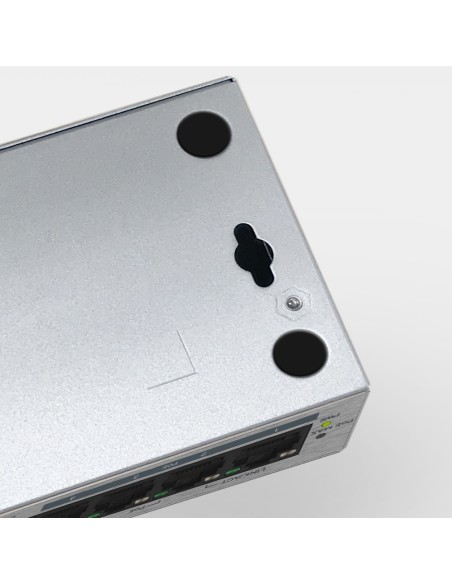 GS1005HP No administrado Gigabit Ethernet (10/100/1000) Energía sobre Ethernet (PoE) Plata