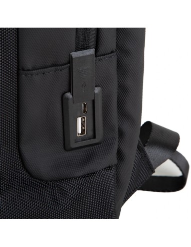 IGG318539 maletines para portátil 39,6 cm (15.6") Mochila Negro