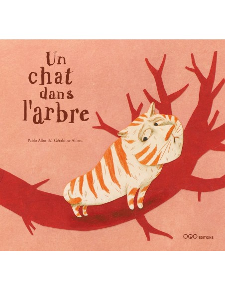 Un chat dans l arbre