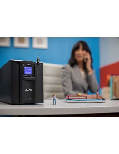 SMC1500IC sistema de alimentación ininterrumpida (UPS) Línea interactiva 1,5 kVA 900 W 8 salidas AC