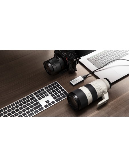 XS2000 4 TB Negro, Plata