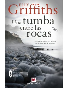 Una tumba entre las rocas