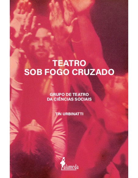 Teatro sob fogo cruzado