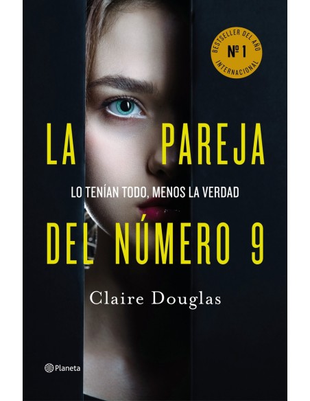 La pareja del numero 9