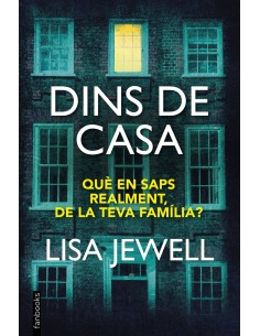 Dins de casa