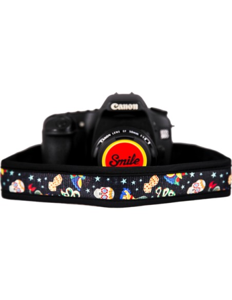 Camera Strap Hungup - Pin Up