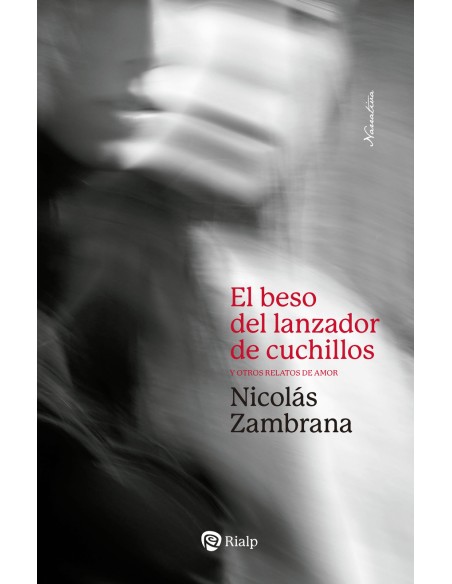 El beso del lanzador de cuchillos