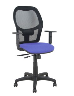 Silla Alocén traslack malla negra asiento bali azul claro brazos regulables