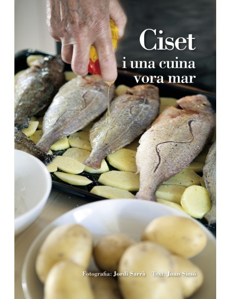 Ciset i una cuina vora mar