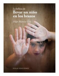 BELLEZA DE LLEVAR UN NINO EN LOS BRAZOS LA
