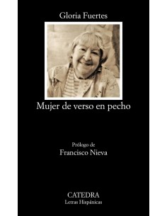 Mujer de verso en pecho