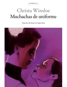 MUCHACHAS DE UNIFORME