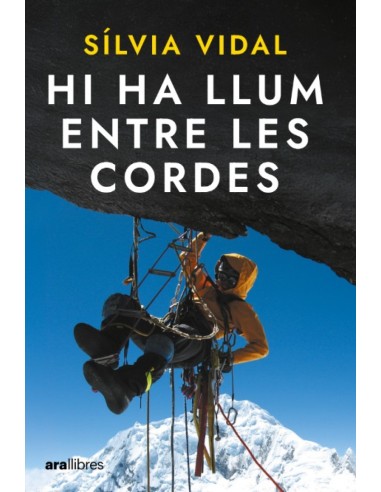 Hi ha llum entre les cordes