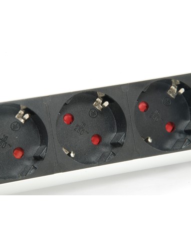 333304 unidad de distribución de energía (PDU) Negro, Plata 3 salidas AC