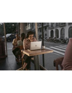 EliteBook 6 G1i 13 inch Notebook AI PC Wolf Pro Security Edition Portátil 512 GB SSD Windows 11 Pro