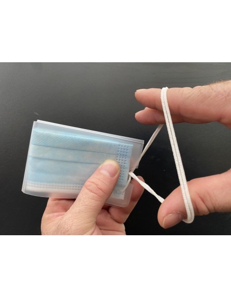 YOSAN PORTAMASCARILLA DE POLIPROPILENO TRANSLUCIDO PARA PROTECCION DE MASCARILLA QUIRURGICA/SANITARIA BLISTER -2U-