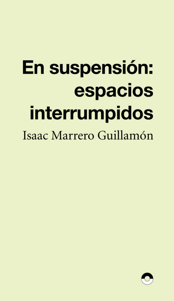 En suspension