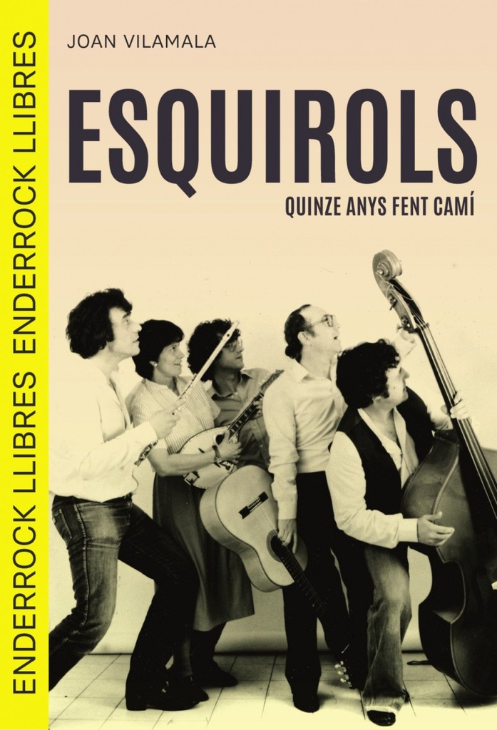 Esquirols fent cami