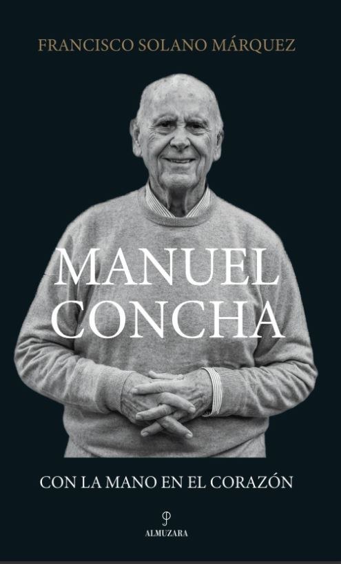 Manuel Concha, con la mano en el corazón