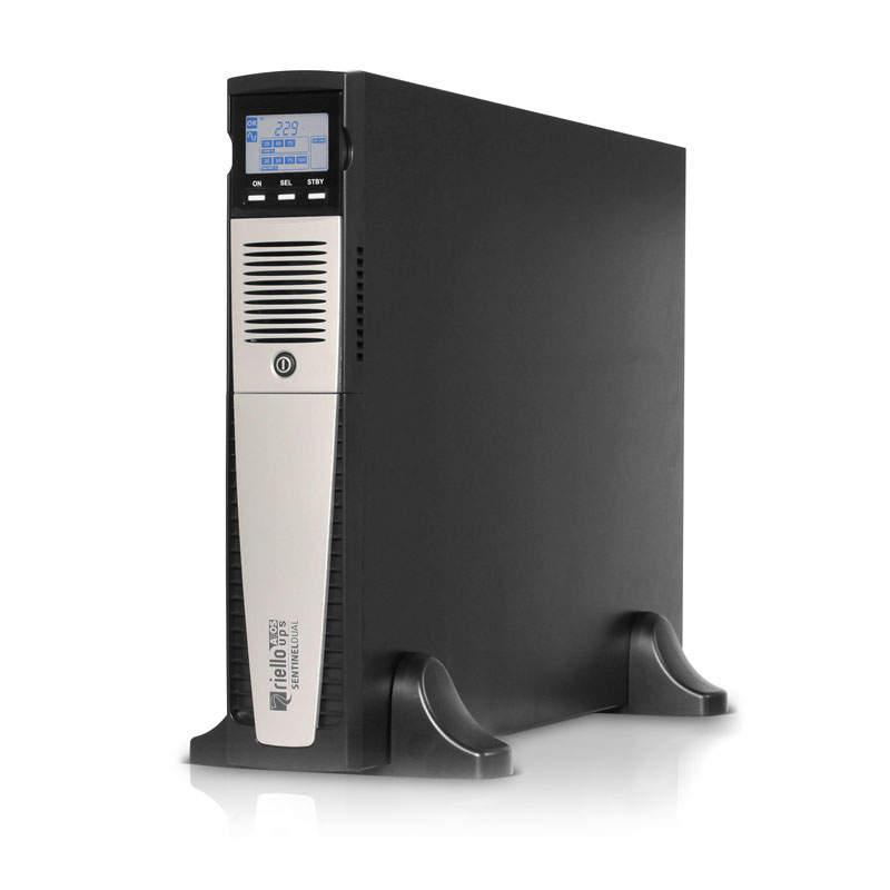 Sentinel Dual 1 kVA 900 W 8 salidas AC